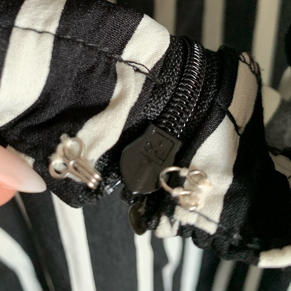 Jumpsuit - Picture 6 of 7